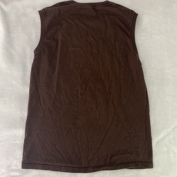 Brown muscle shirt / wide-shoulder tank top - Picture 10 of 16